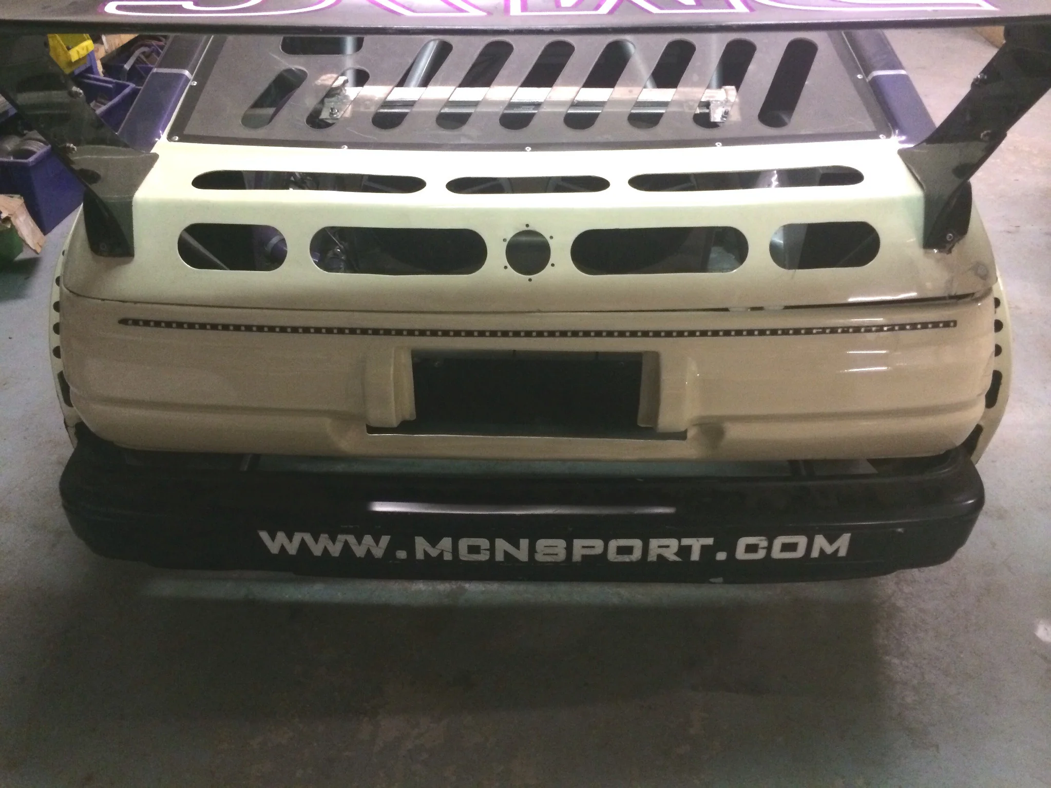 AE86 REAR TAIL LIGHT SHELL - Image 6