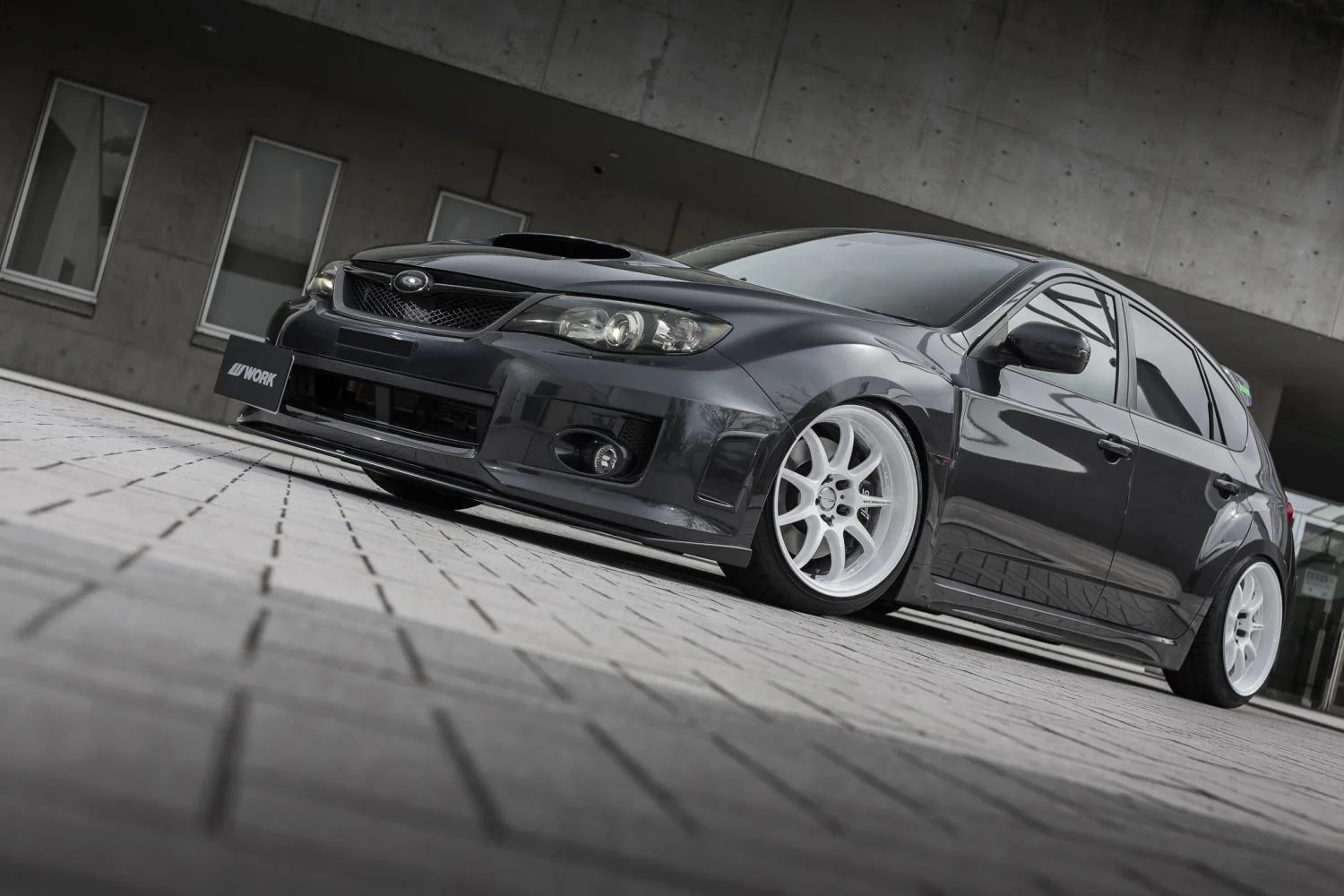 EMOTION D9R 17 inch 5 stud - Image 32