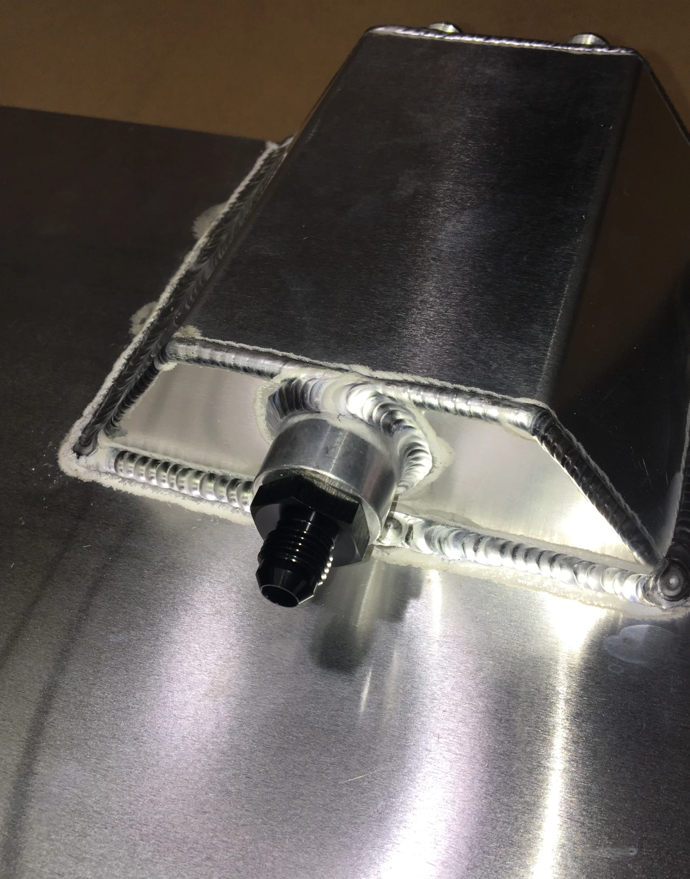 Group D Fuel Tank - Image 13
