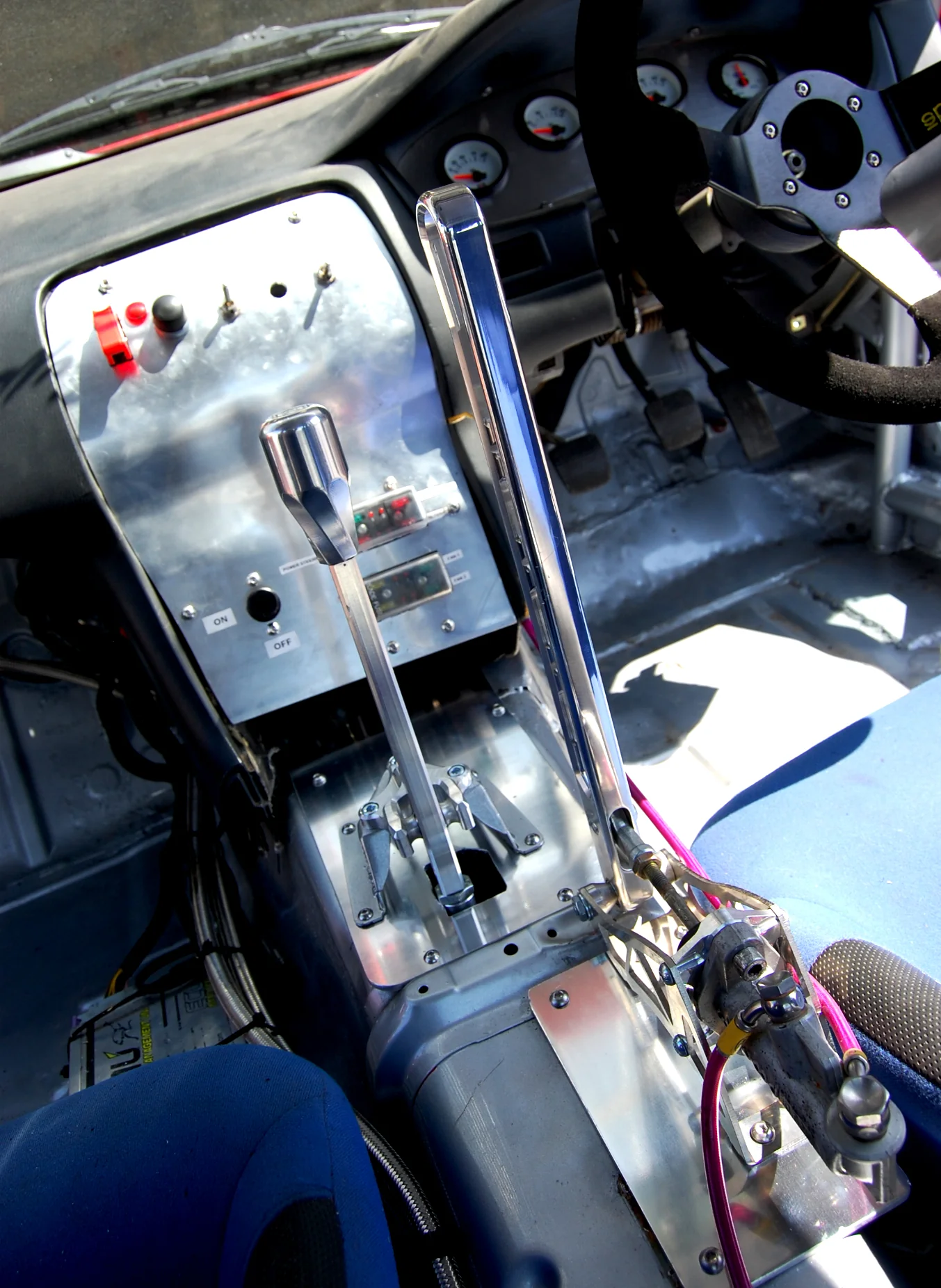 Group D Hydraulic Handbrake (Rearward Facing Cylinder) - Image 3